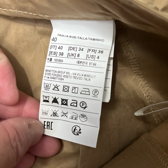 NWT - United Colors of Benetton Women’s Urban Safari Shorts - US Size 4 - Picture 9 of 10